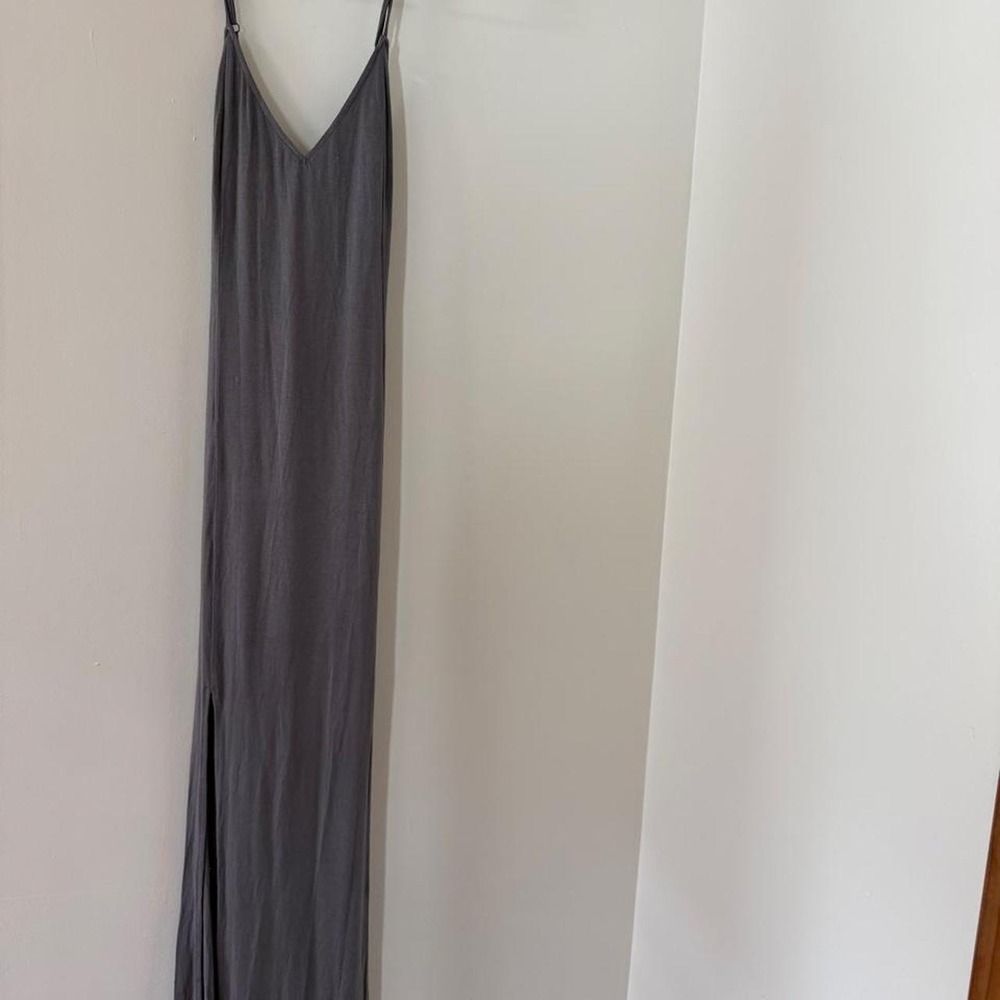 Unbranded Maxi Dress Womens Small Gray Excellent Twist Back Side Slit V-Neck